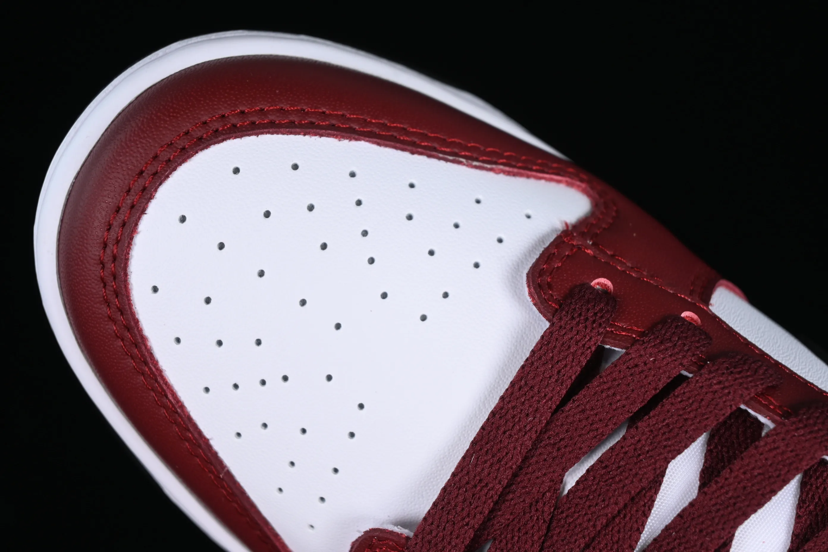 All categories Nk SB Dunk series Nk SB Dunk Low low-top sneakers Nk Dunk Low "Wine Red" burgundy black SB low-top sports and leisure sneakers FD9749-601